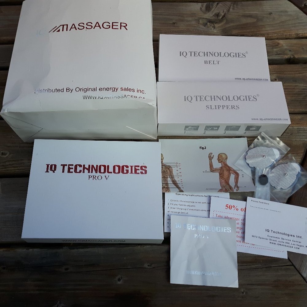 IQ Massager Pro V - TENS/EMS BUNDLE with Slippers and Belt